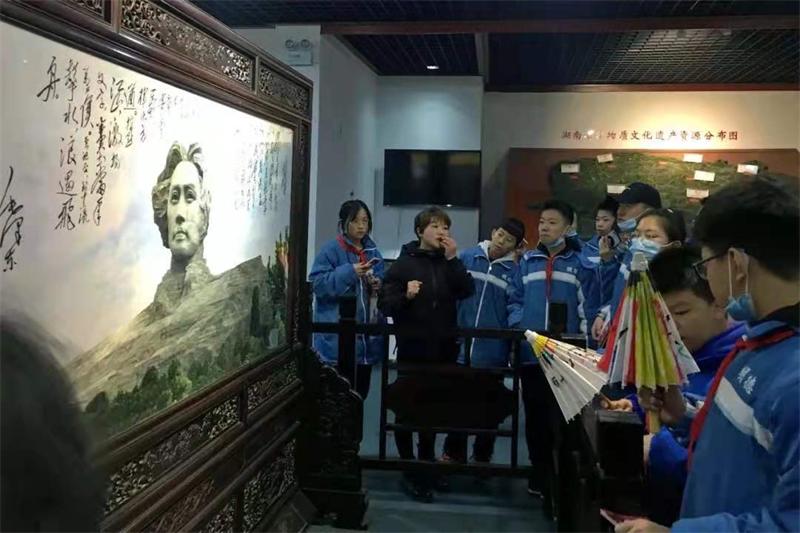 深圳科學(xué)高中開展韶山研學(xué)實(shí)踐活動(dòng)
